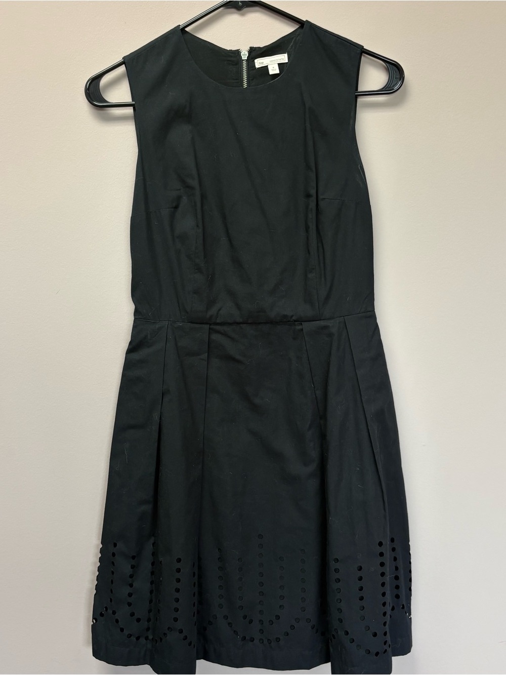 GAP Black Sleeveless Fit-and-Flare Dress